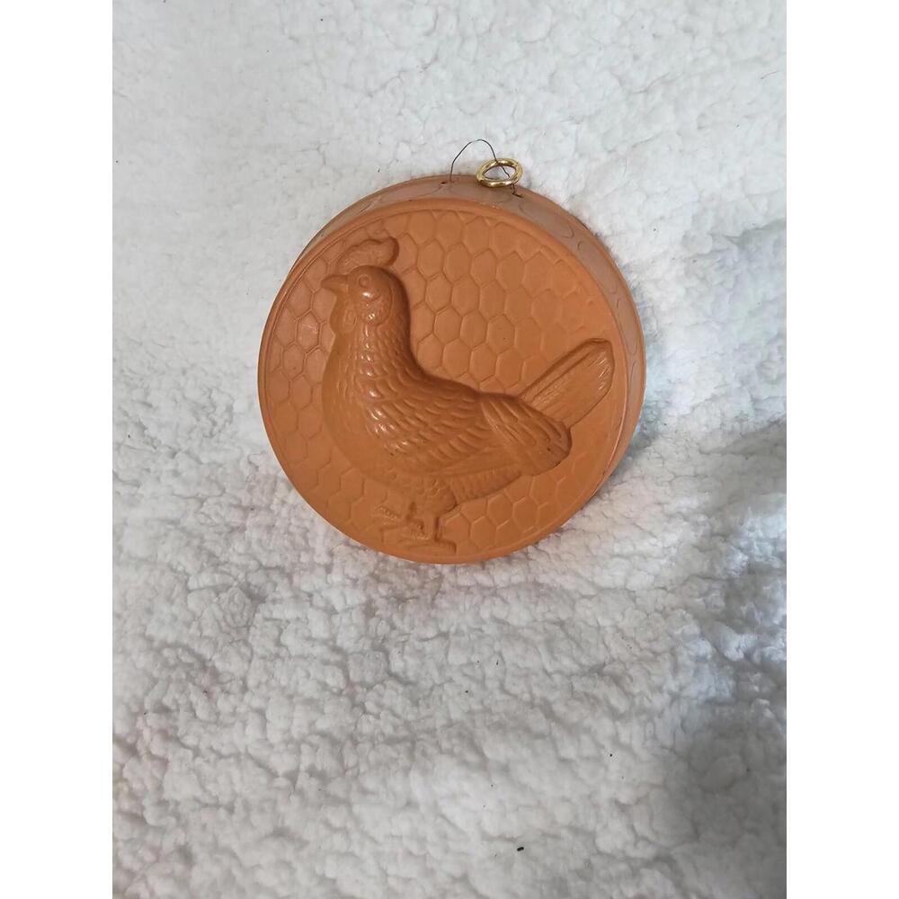 Vintage Small Terra Cotta Chicken Rooster Gelatin Mold Wall Hanging Decor 6.5"